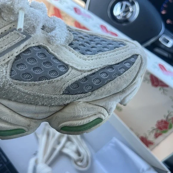 New Balance 9060 Bricks x Wood collab - Picture 9 of 9